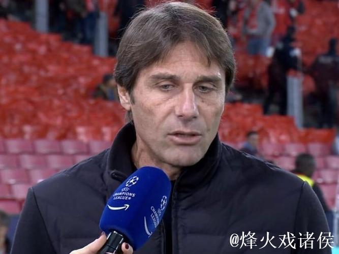 孔蒂:我们的中场只剩洛博特卡和小麦,希望不会 孔蒂:我们的中场只剩洛博特卡和小麦,希望不会