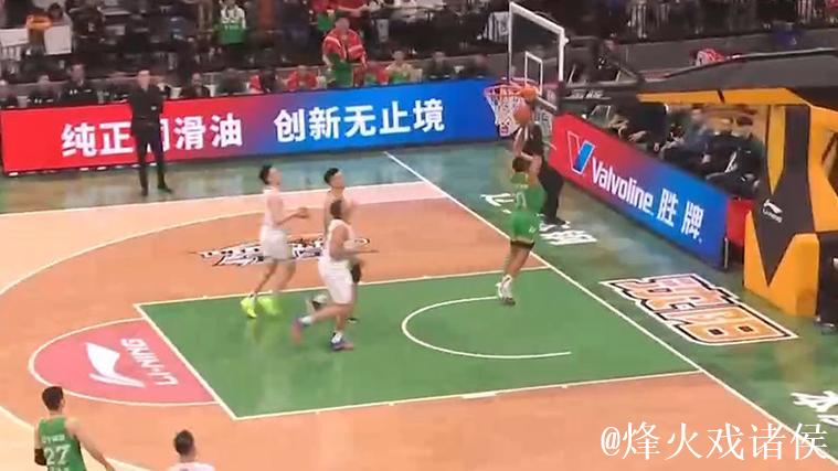 库里26分追梦准三双米勒空砍33分 勇士力克黄蜂